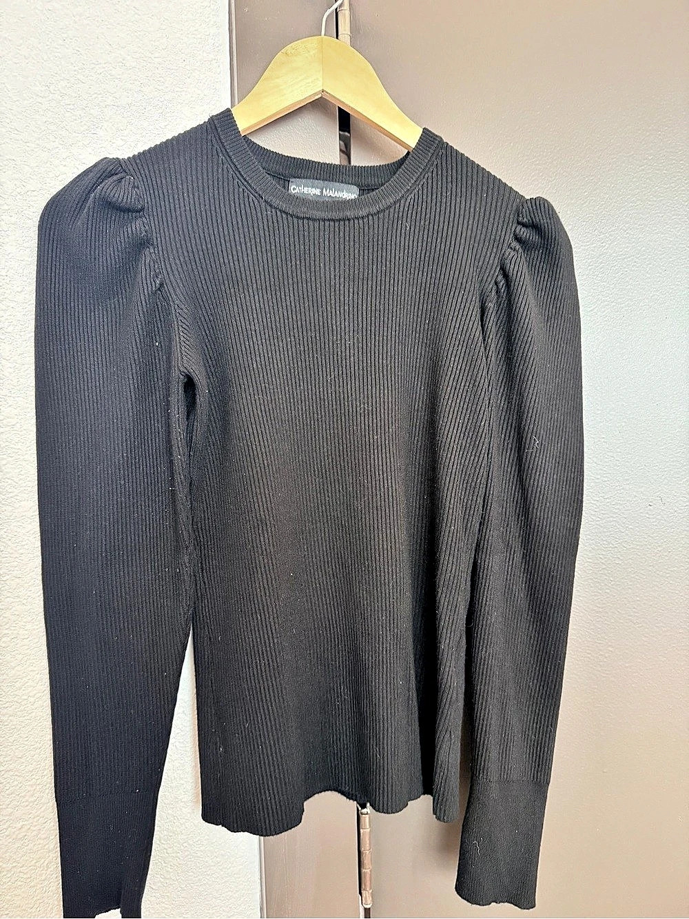 Catherine Malandrino Ribbed Crewneck Sweater in Black Size Medium. Puff shoulder